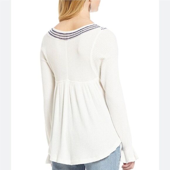 Free People Soul Mate Knit Hi-Lo Thermal Long Sleeve Top, Blue/White, Size Small - Picture 2 of 10